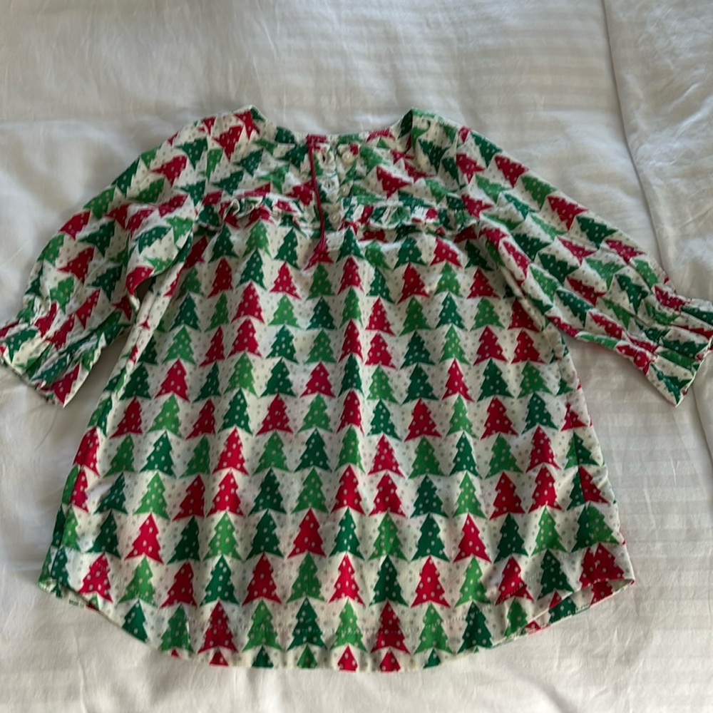 LIKE NEW little girl Christmas Gown